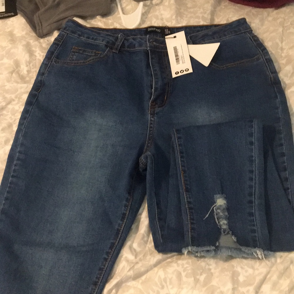 Distressed Ankle jeans
